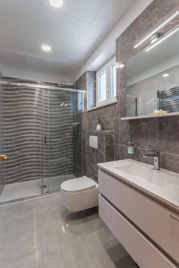 ספליט Garden Apartment Dina With Free Parking מראה חיצוני תמונה