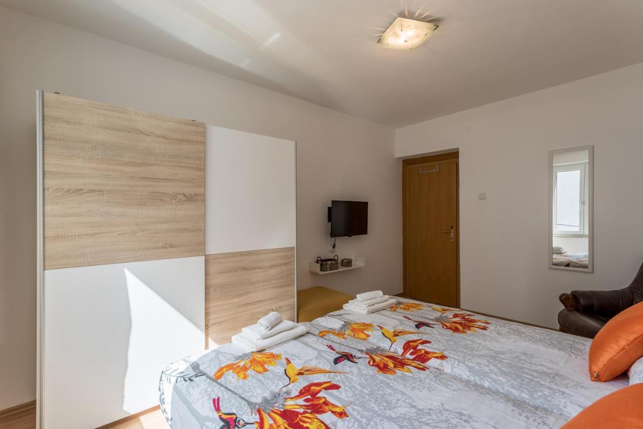ספליט Garden Apartment Dina With Free Parking מראה חיצוני תמונה